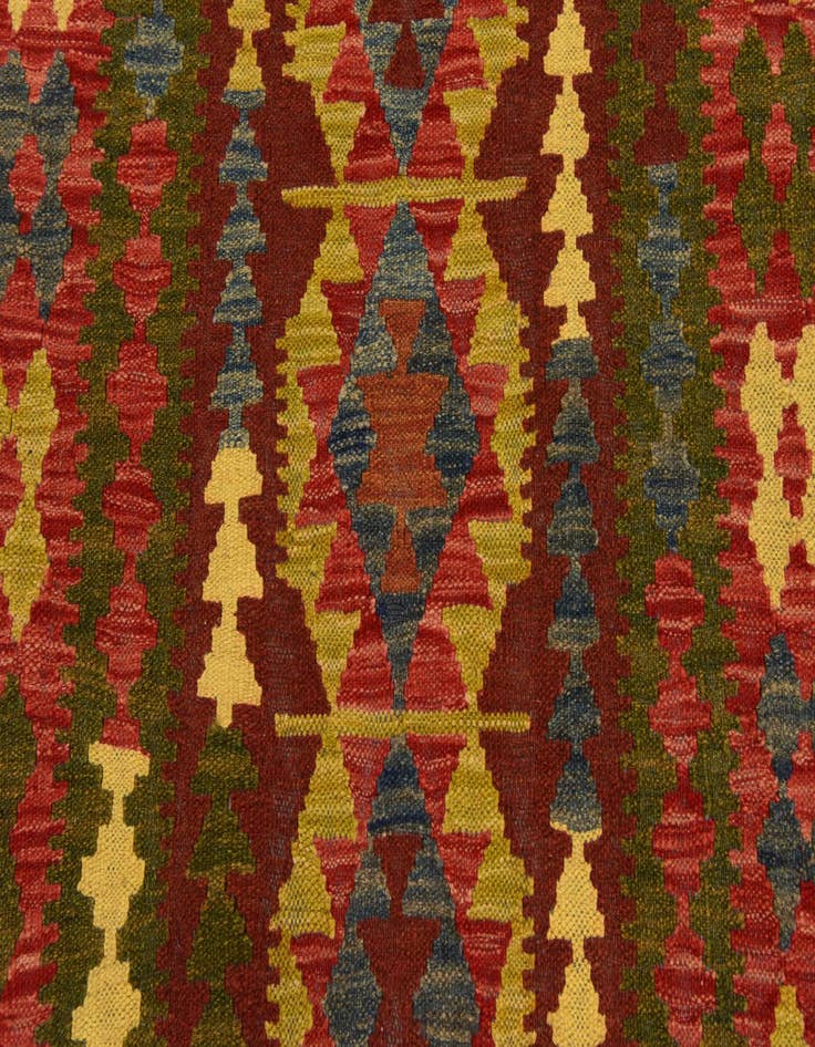 Detail image of  3' 4 x 6' 3  Hand Woven Kilim Maymana Wool Rug