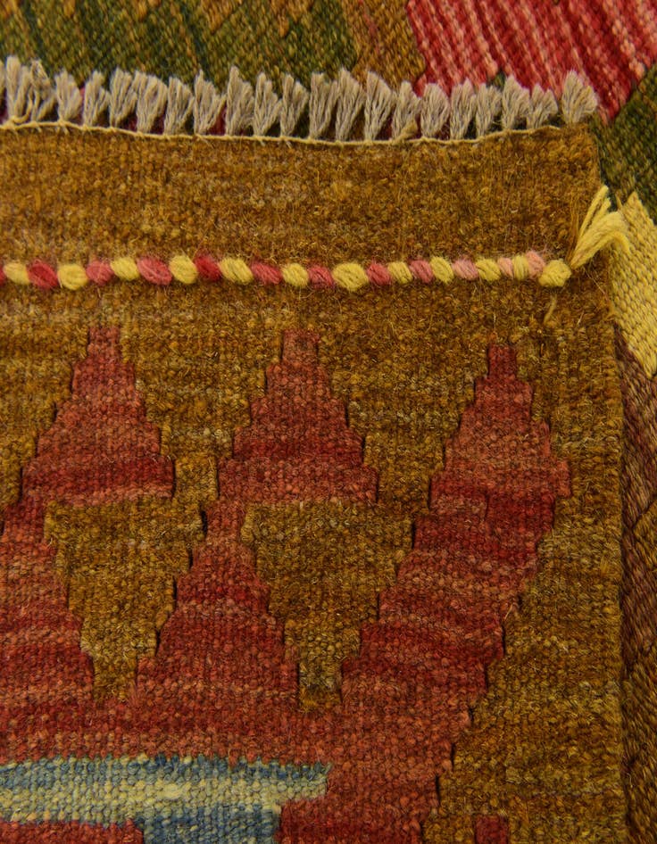 Detail image of  3' 5 x 6' 3  Hand Woven Kilim Maymana Wool Rug