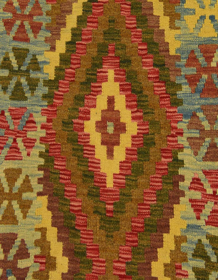 Detail image of  3' 5 x 6' 3  Hand Woven Kilim Maymana Wool Rug