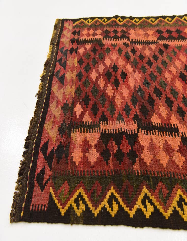 Detail image of  3' 2 x 6' 2  Hand Woven Kilim Maymana Wool Rug