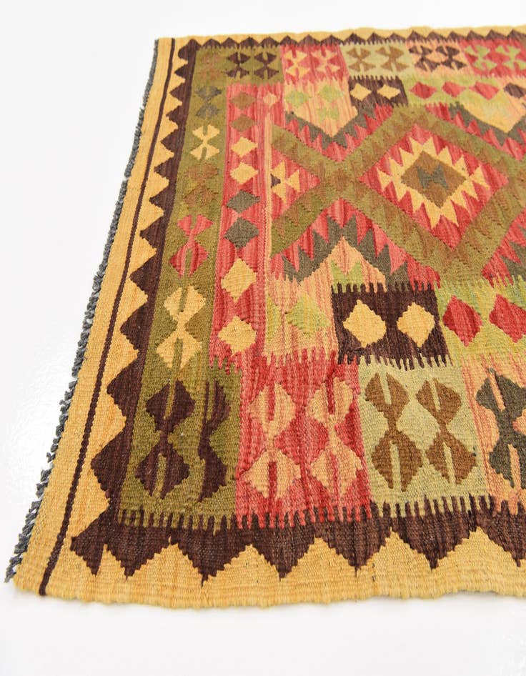 Detail image of  3' 3 x 5'  Hand Woven Kilim Maymana Wool Rug