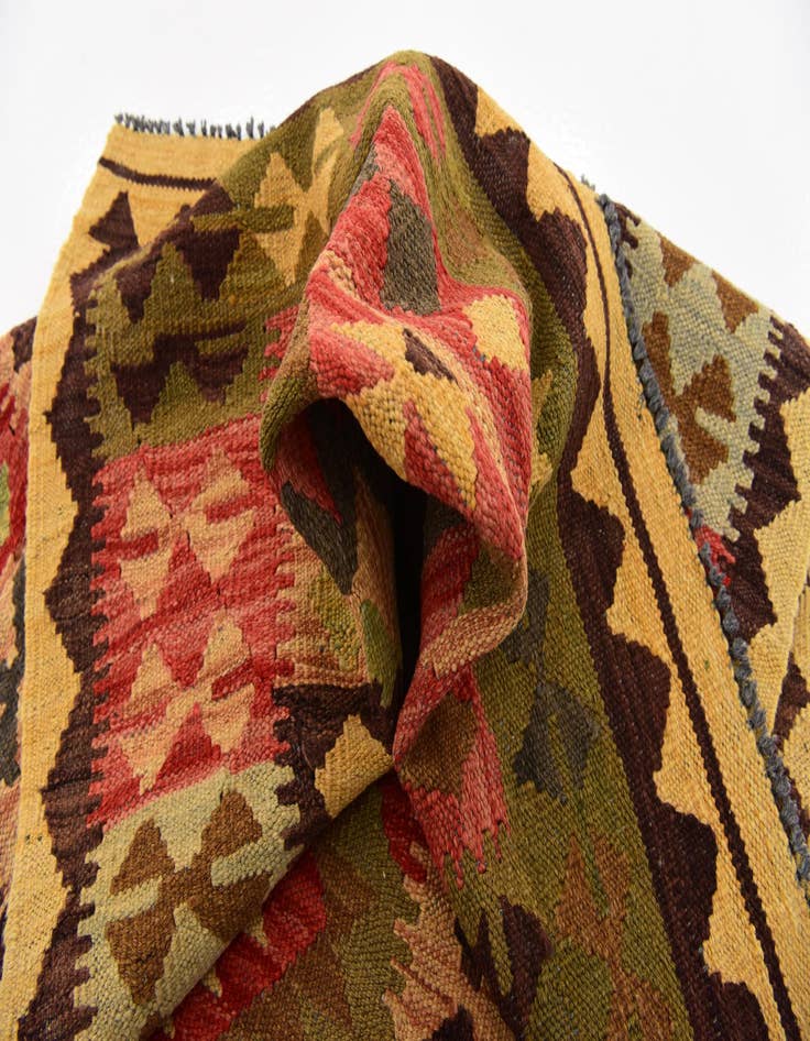 Detail image of  3' 3 x 5'  Hand Woven Kilim Maymana Wool Rug