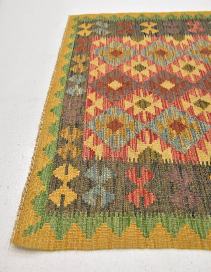 Detail image of  3' 2 x 4' 10  Hand Woven Kilim Maymana Wool Rug