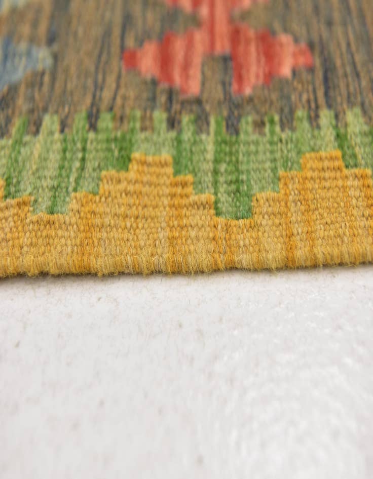 Detail image of  3' 2 x 4' 10  Hand Woven Kilim Maymana Wool Rug