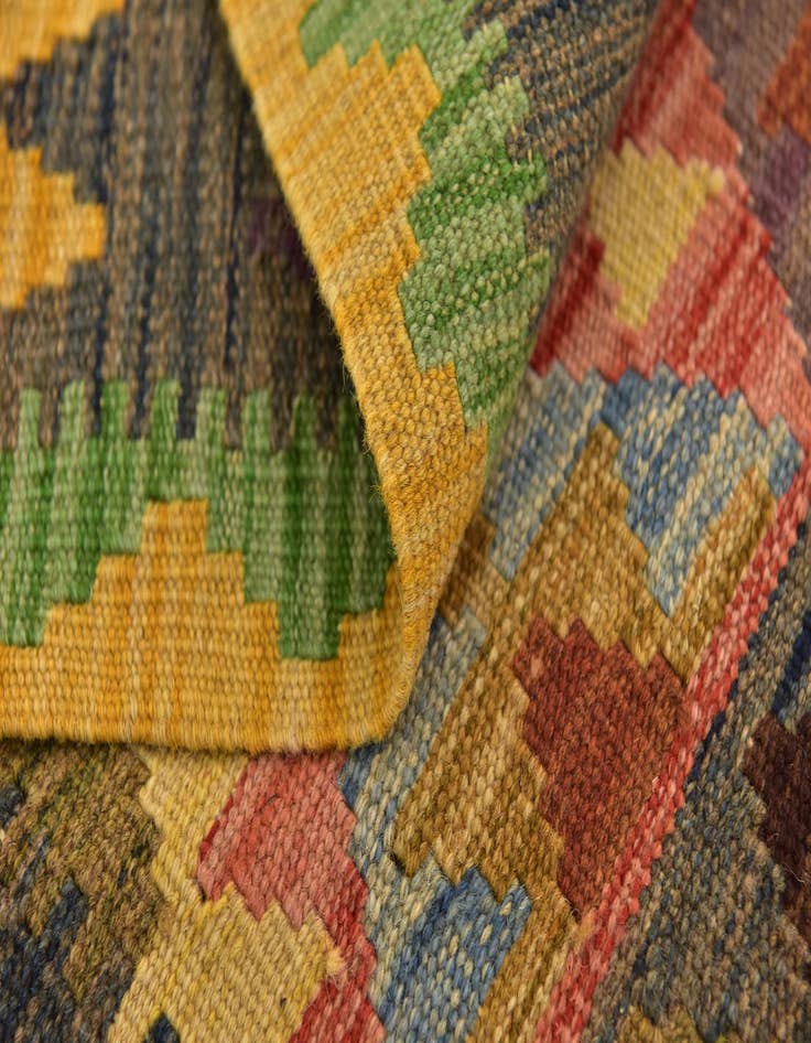 Detail image of  3' 2 x 4' 10  Hand Woven Kilim Maymana Wool Rug