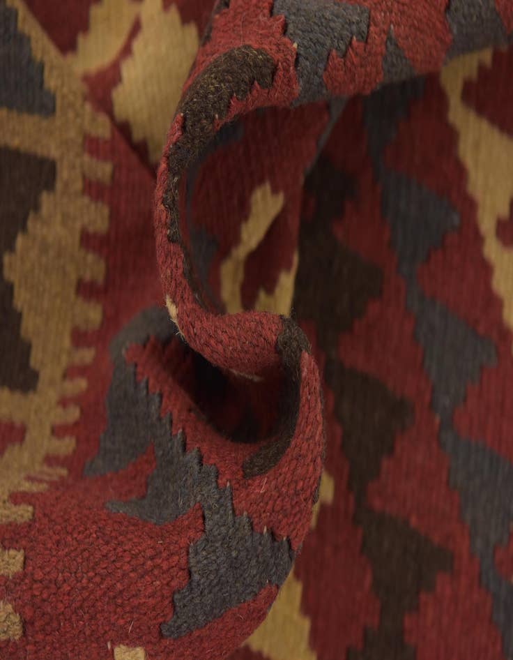 Detail image of  3' 5 x 6' 5  Hand Woven Kilim Maymana Wool Rug