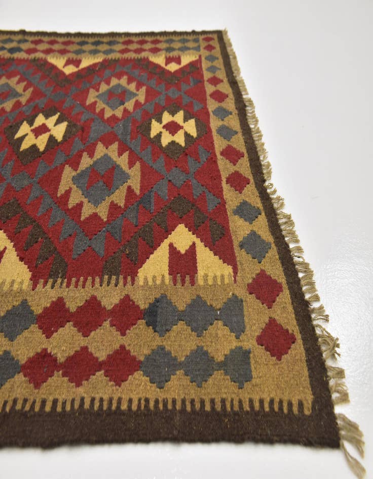 Detail image of  5' 2 x 8' 2  Hand Woven Kilim Maymana Wool Rug