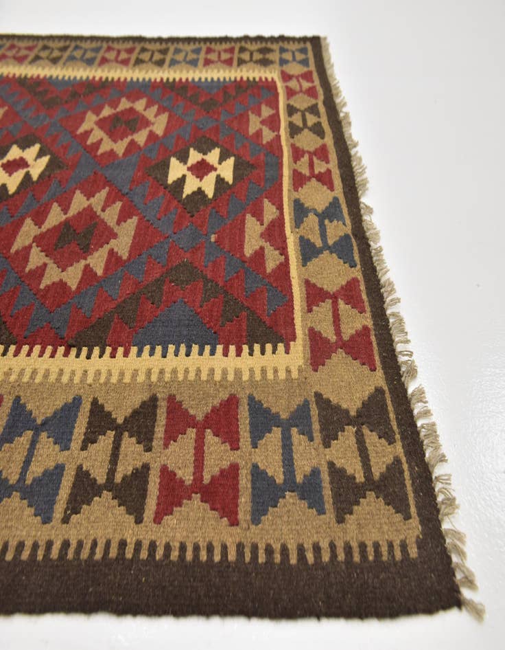 Detail image of  5' 2 x 8'  Hand Woven Kilim Maymana Wool Rug