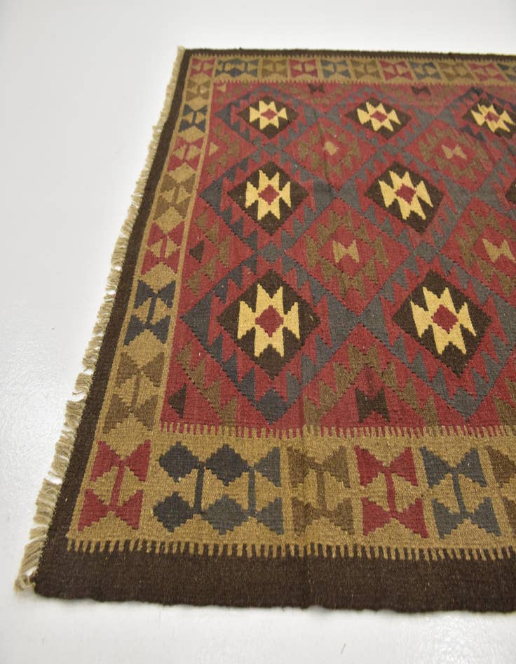 Detail image of  5' x 8'  Hand Woven Kilim Maymana Wool Rug