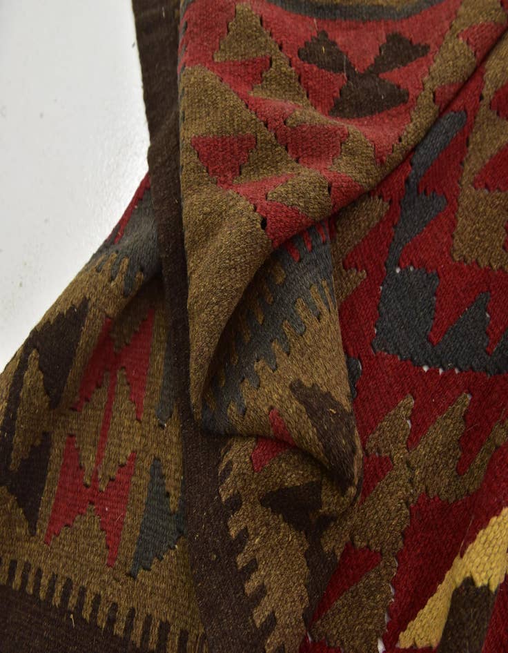 Detail image of  5' 3 x 8' 2  Hand Woven Kilim Maymana Wool Rug