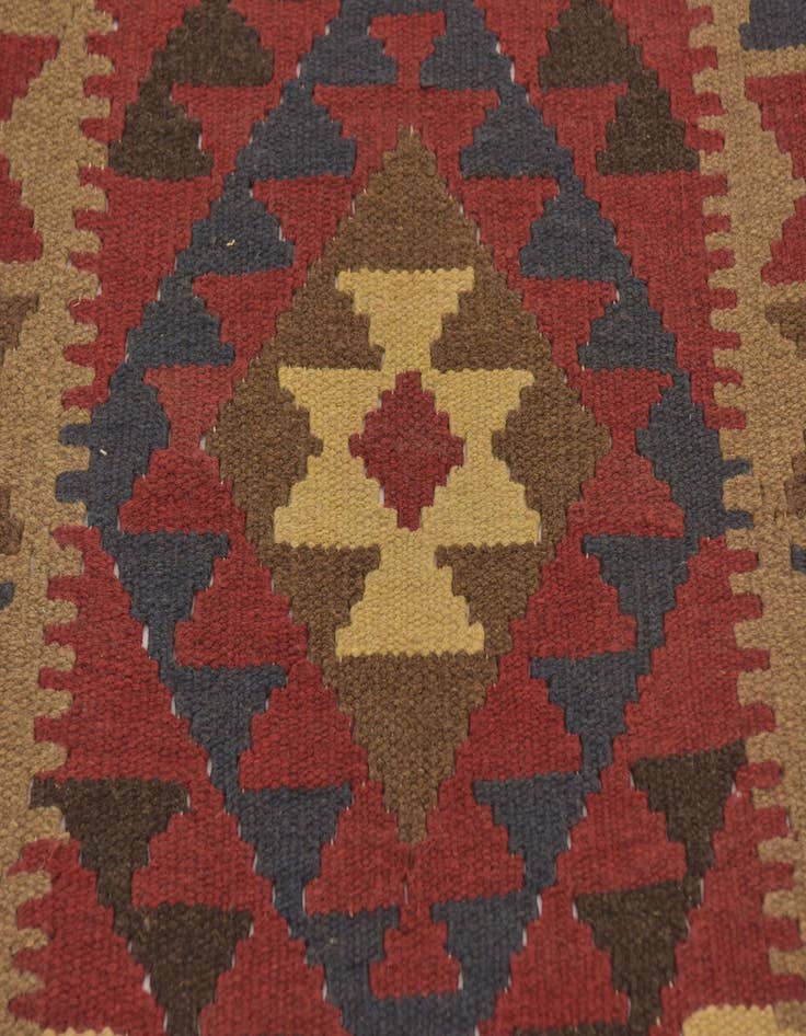 Detail image of  3' 3 x 6' 5  Hand Woven Kilim Maymana Wool Rug