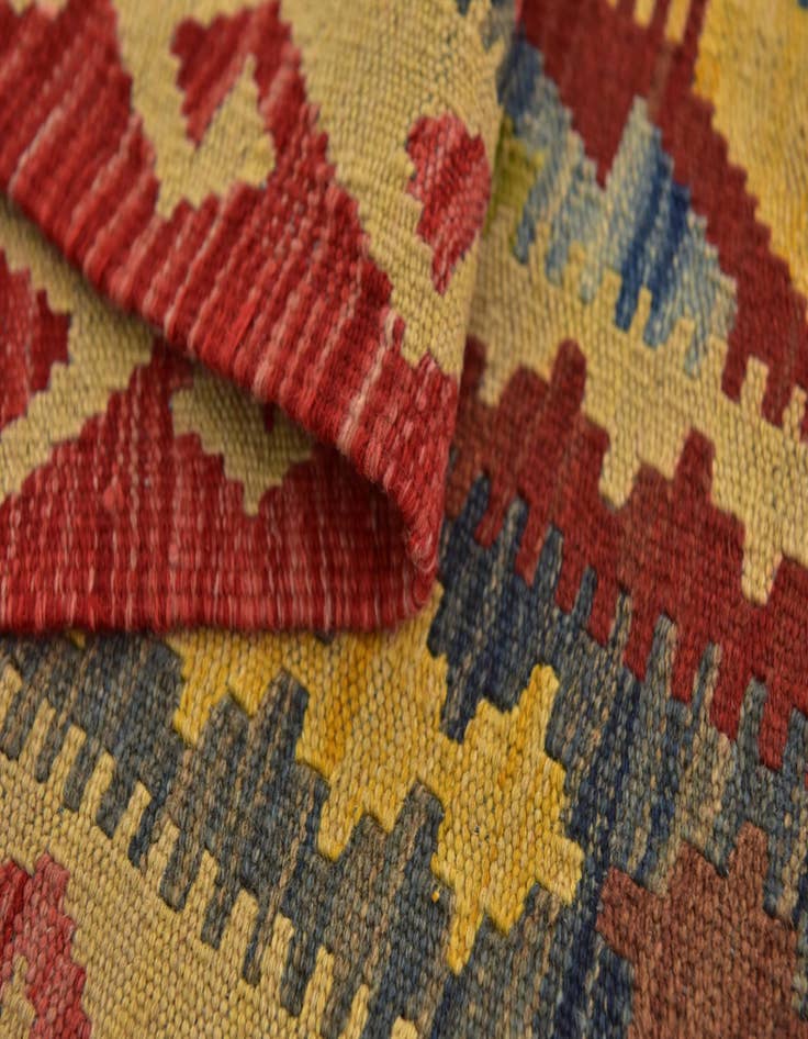 Detail image of  3' 7 x 6' 9  Hand Woven Kilim Maymana Wool Rug