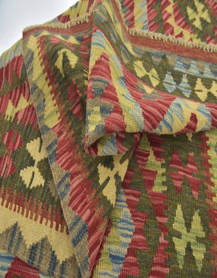 Detail image of  3' 6 x 4' 10  Hand Woven Kilim Maymana Wool Rug