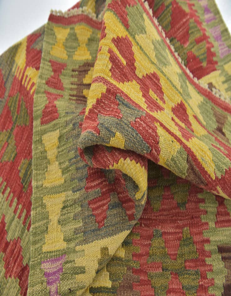 Detail image of  3' 3 x 5'  Hand Woven Kilim Maymana Wool Rug