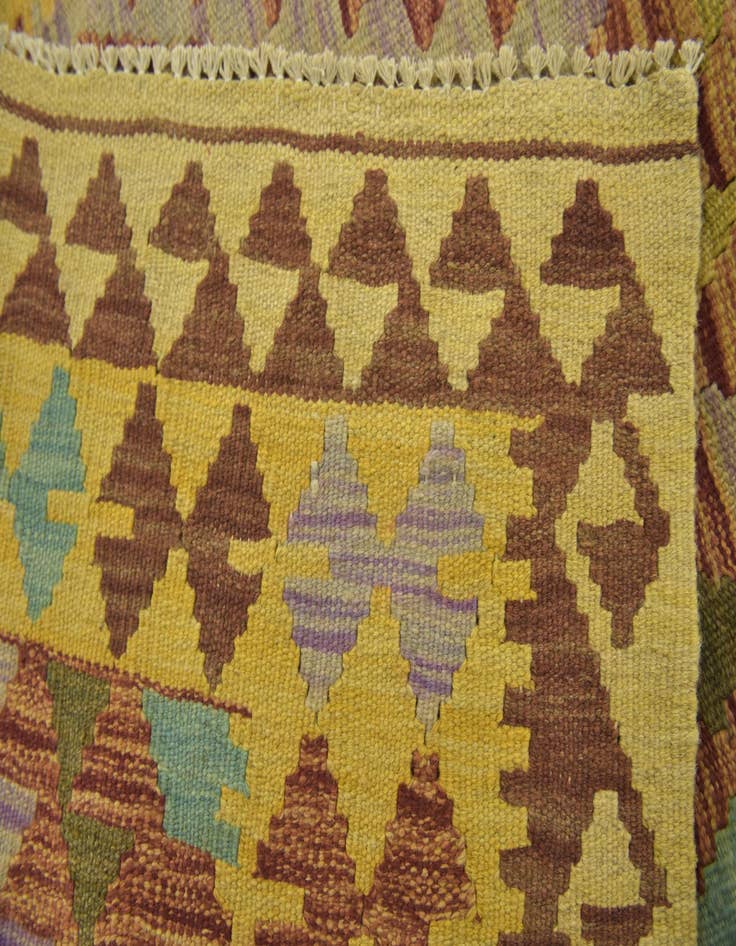 Detail image of  3' 3 x 5'  Hand Woven Kilim Maymana Wool Rug