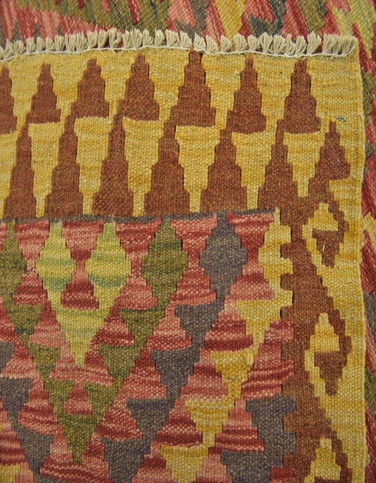 Detail image of  3' 5 x 4' 7  Hand Woven Kilim Maymana Wool Rug