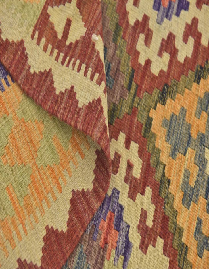 Detail image of  3' 6 x 6' 6  Hand Woven Kilim Maymana Wool Rug