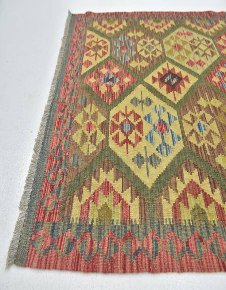 Detail image of  3' 6 x 6' 5  Hand Woven Kilim Maymana Wool Rug