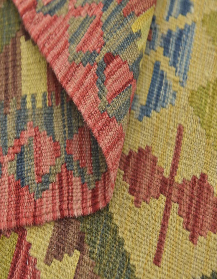 Detail image of  3' 6 x 6' 5  Hand Woven Kilim Maymana Wool Rug