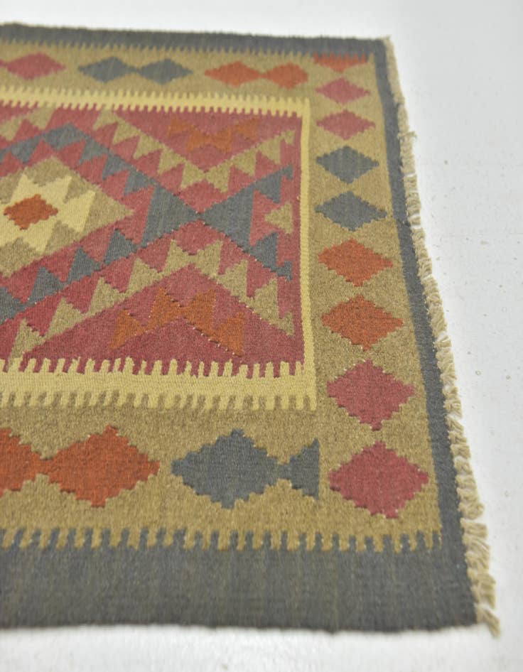 Detail image of  3' 2 x 4' 10  Hand Woven Kilim Maymana Wool Rug