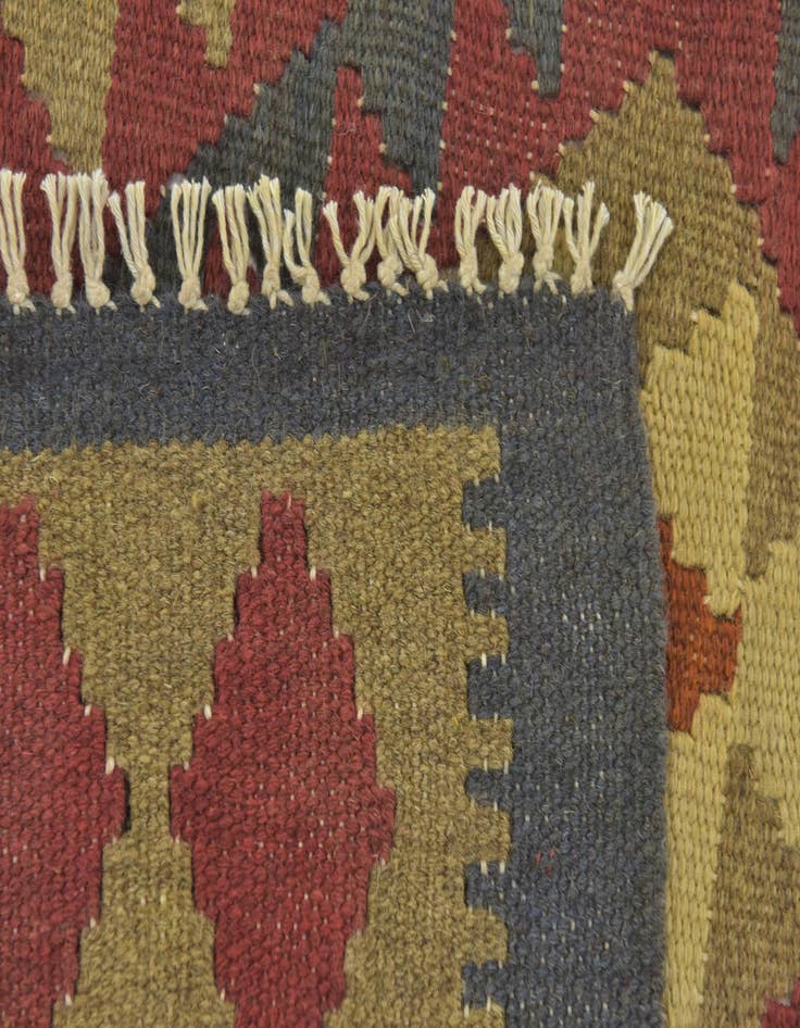 Detail image of  3' 2 x 4' 10  Hand Woven Kilim Maymana Wool Rug