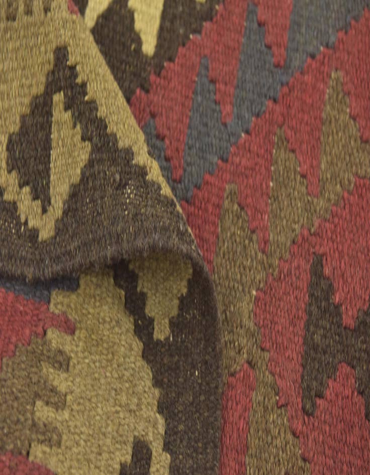 Detail image of  3' 3 x 5'  Hand Woven Kilim Maymana Wool Rug