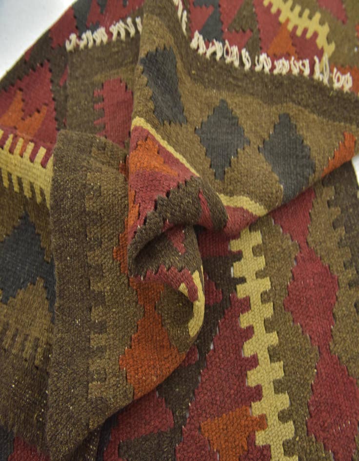 Detail image of  3' 3 x 4' 10  Hand Woven Kilim Maymana Wool Rug