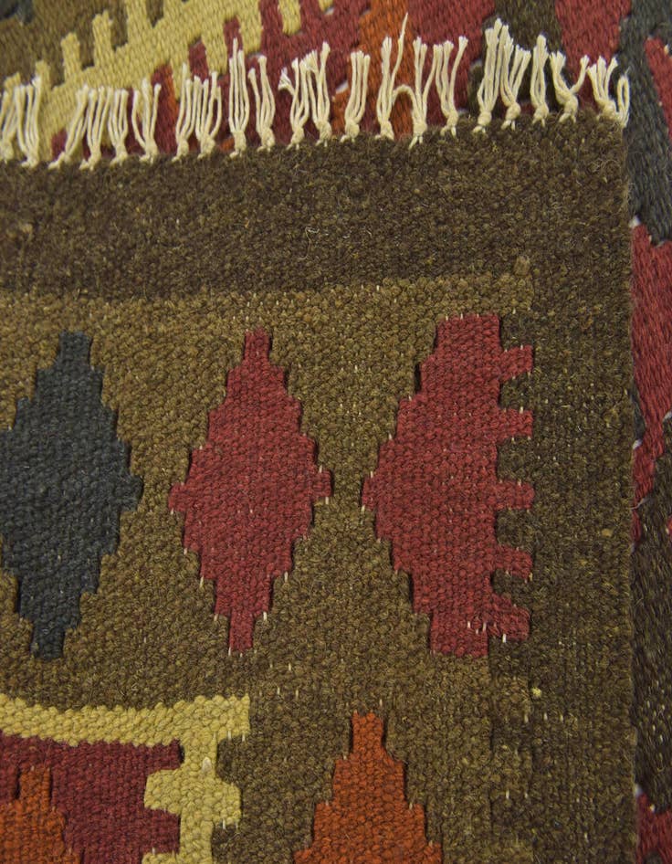 Detail image of  3' 3 x 4' 10  Hand Woven Kilim Maymana Wool Rug