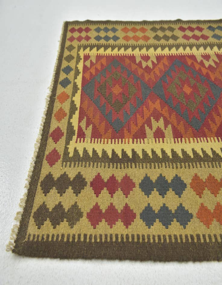Detail image of  3' 4 x 5'  Hand Woven Kilim Maymana Wool Rug