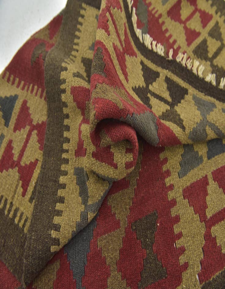Detail image of  3' 2 x 4' 8  Hand Woven Kilim Maymana Wool Rug