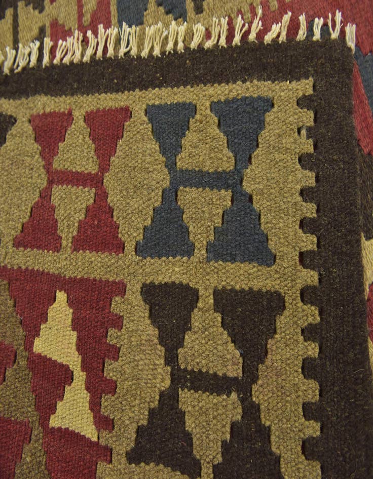 Detail image of  3' 4 x 5'  Hand Woven Kilim Maymana Wool Rug