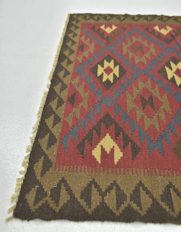 Detail image of 3' 4 x 4' 10 Hand Woven Kilim Maymana Wool Rug