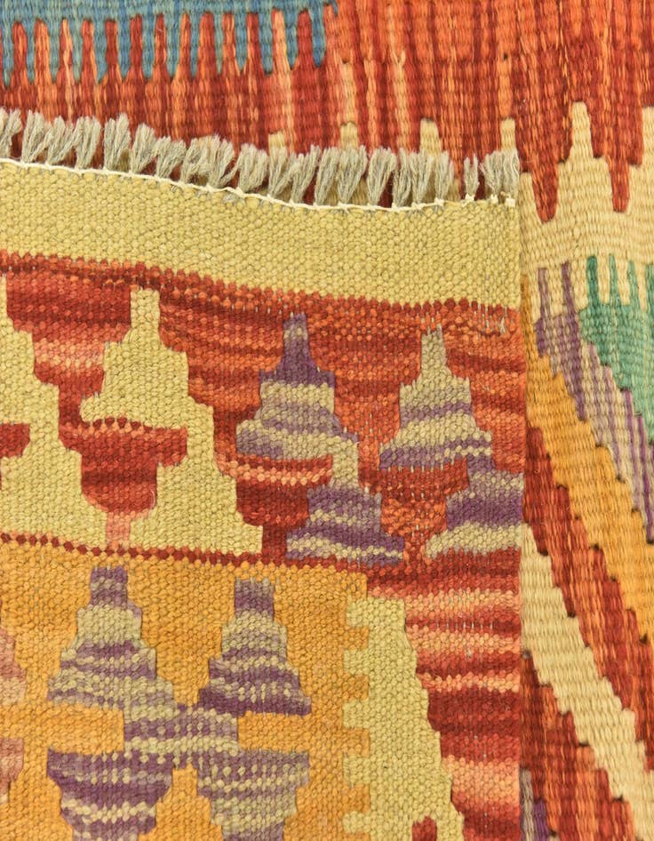 Detail image of  3' 2 x 5' 1  Hand Woven Kilim Maymana Wool Rug