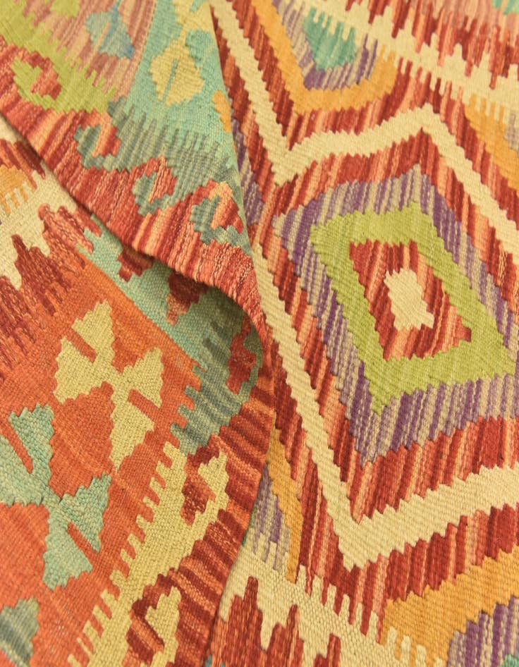Detail image of  3' 2 x 5' 1  Hand Woven Kilim Maymana Wool Rug