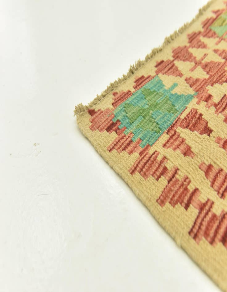 Detail image of  3' 3 x 5' 1  Hand Woven Kilim Maymana Wool Rug
