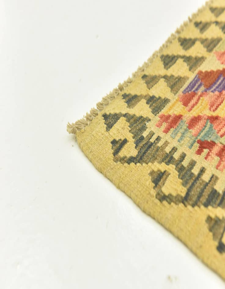 Detail image of  3' 6 x 4' 10  Hand Woven Kilim Maymana Wool Rug