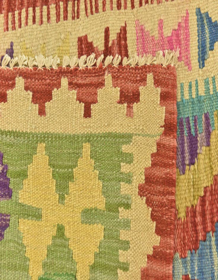 Detail image of  3' 2 x 5'  Hand Woven Kilim Maymana Wool Rug