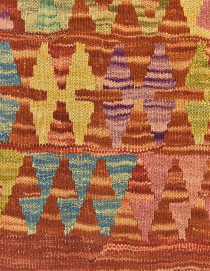 Detail image of  3' 4 x 4' 10  Hand Woven Kilim Maymana Wool Rug