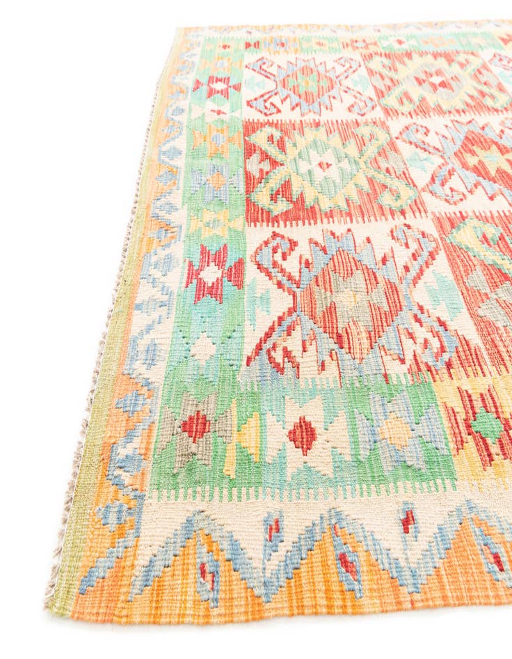 Detail image of  4' 10 x 6' 6  Hand Woven Kilim Maymana Wool Rug