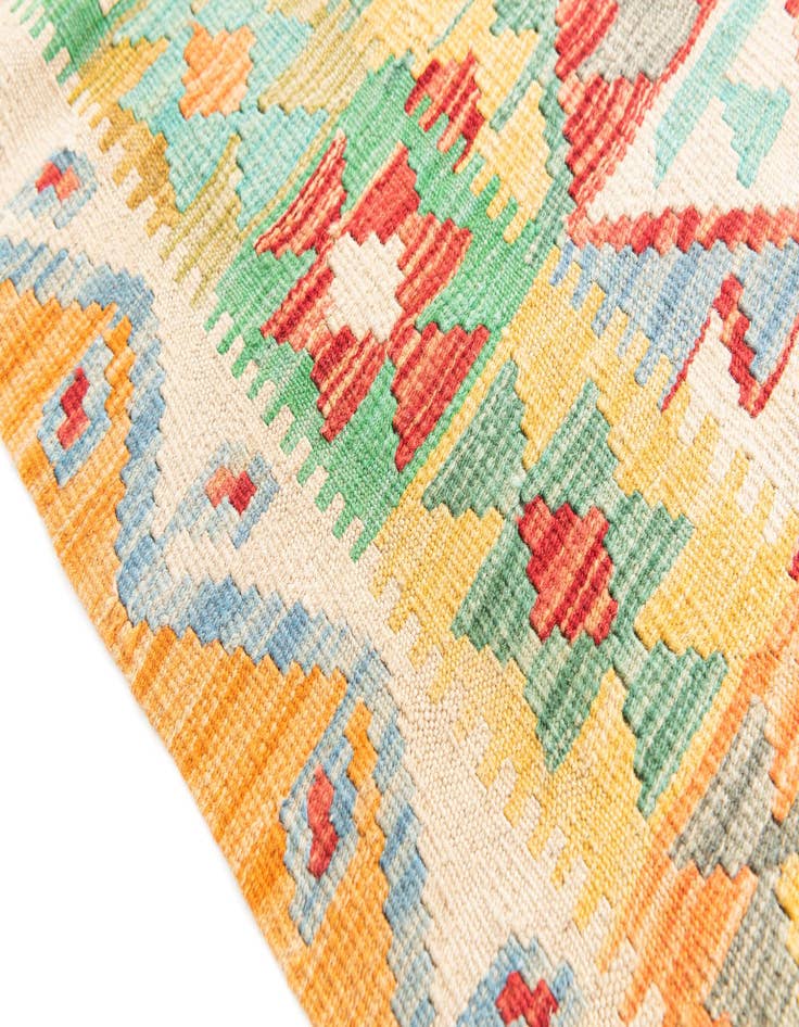 Detail image of  4' 10 x 6' 6  Hand Woven Kilim Maymana Wool Rug