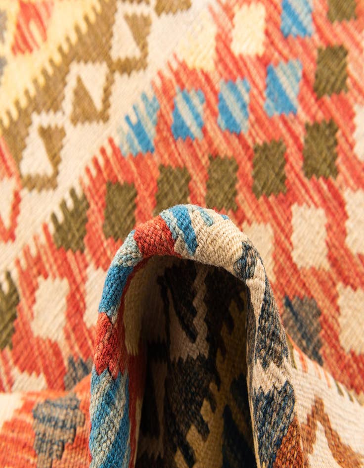 Detail image of  3' 2 x 5' 1  Hand Woven Kilim Maymana Wool Rug