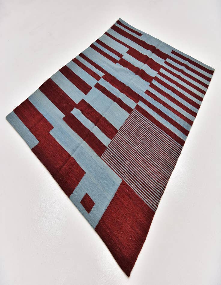 Detail image of  5' x 6' 7  Hand Woven Kilim Modern Wool Rug