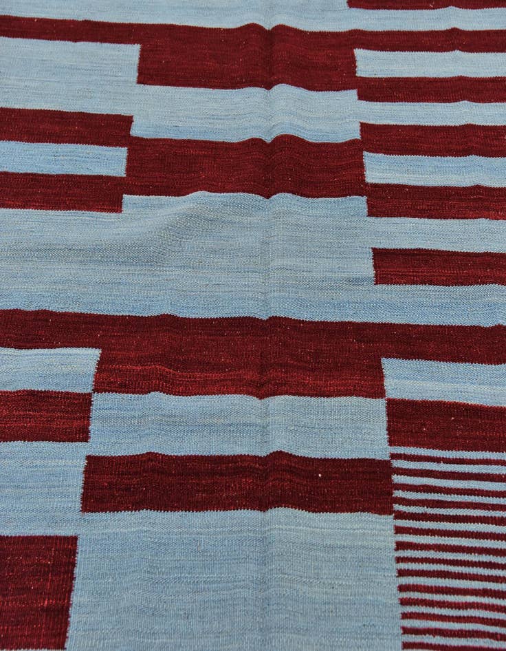 Detail image of  5' x 6' 7  Hand Woven Kilim Modern Wool Rug