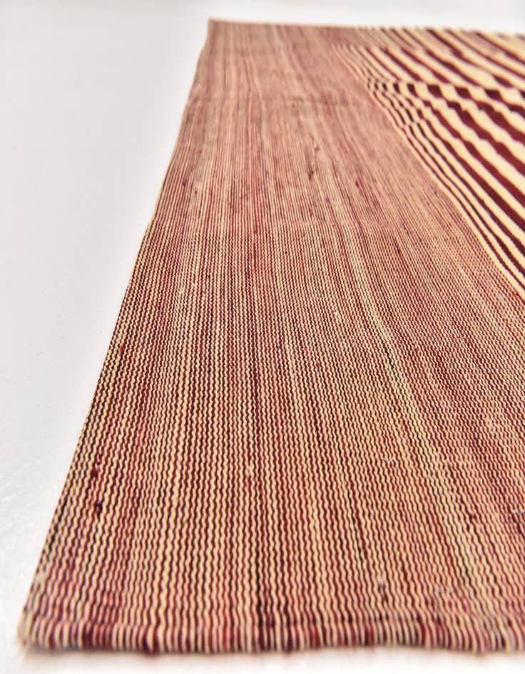 Detail image of  5' 10 x 7' 10  Hand Woven Kilim Modern Wool Rug