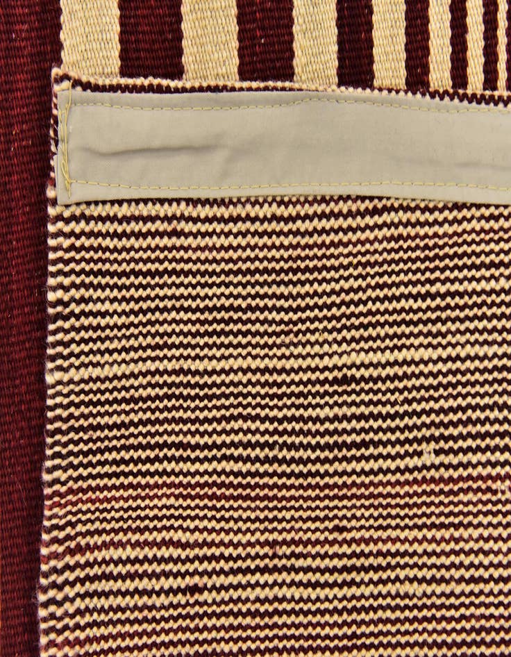 Detail image of  5' 10 x 7' 9  Hand Woven Kilim Modern Wool Rug