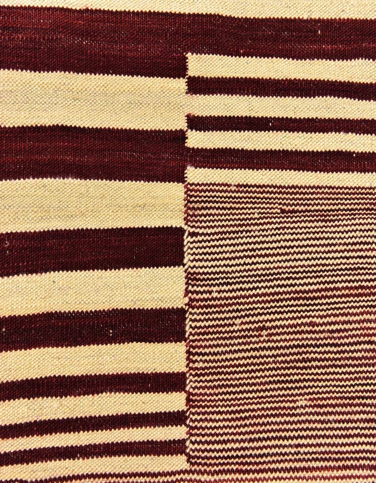 Detail image of  5' 10 x 7' 9  Hand Woven Kilim Modern Wool Rug