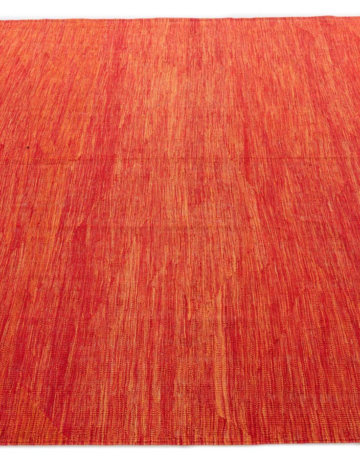 Detail image of  6' 5 x 9' 10  Hand Woven Kilim Modern Wool Rug