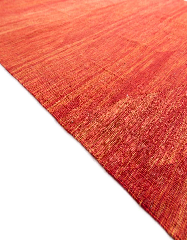 Detail image of  6' 5 x 9' 10  Hand Woven Kilim Modern Wool Rug