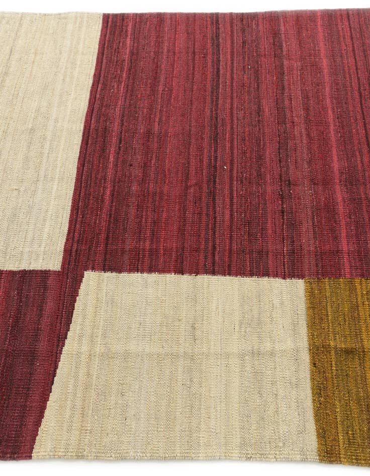 Detail image of  4' 3 x 5' 9  Hand Woven Kilim Modern Wool Rug