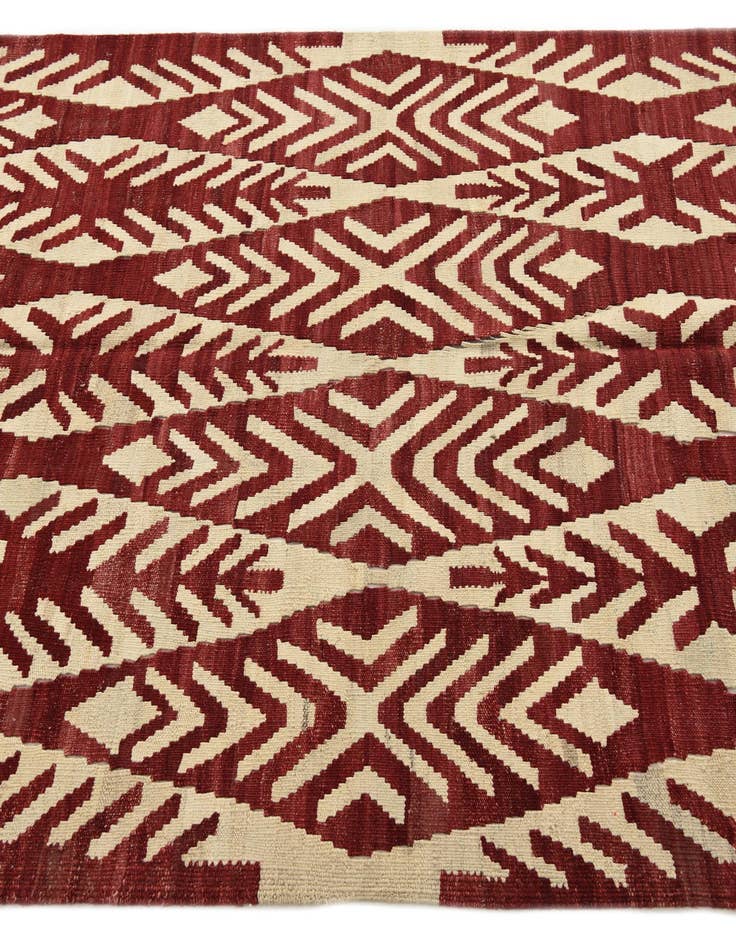 Detail image of  4' 9 x 5' 6  Hand Woven Kilim Modern Wool Rug